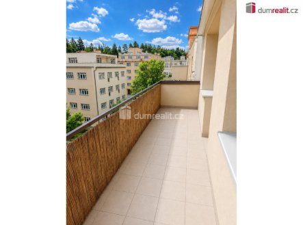 Pronájem bytu, 2+kk, 42 m²