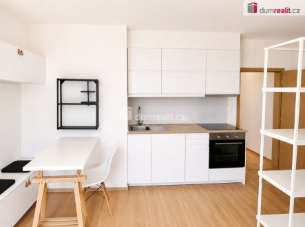 Pronájem bytu, 1+kk, 37 m²
