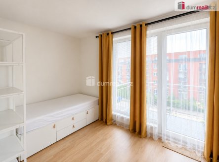 Pronájem bytu, 1+kk, 37 m²
