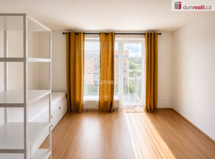 Pronájem bytu, 1+kk, 37 m²
