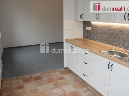 Pronájem bytu, 2+1, 49 m²