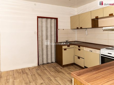 3 | Prodej - dům/vila, 220 m²