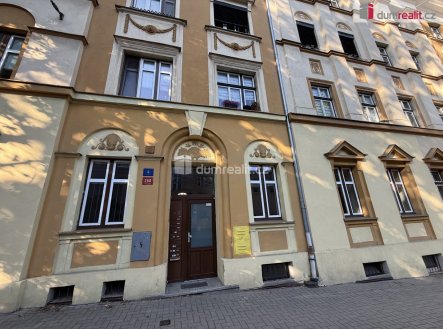 Pronájem bytu, 3+1, 56 m²