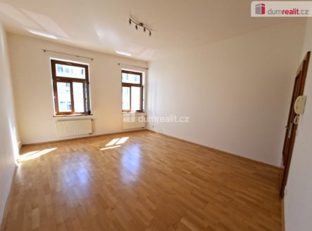 Pronájem bytu, 1+kk, 40 m²