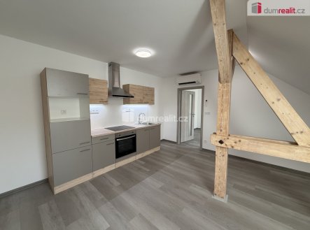 Pronájem bytu, 2+kk, 48 m²