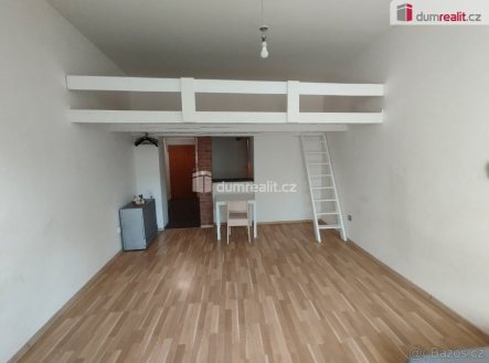 Pronájem bytu, 1+1, 34 m²