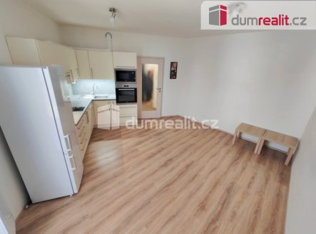 Pronájem bytu, 1+kk, 34 m²