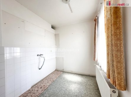 Pronájem skladu, 100 m²