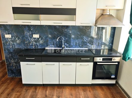 Pronájem bytu, 2+1, 70 m²