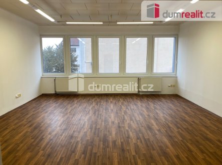Pronájem kanceláře, 38 m²
