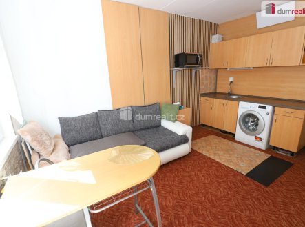 Pronájem bytu, 1+1, 38 m²
