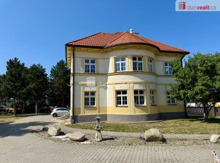 Pronájem kanceláře, 85 m²