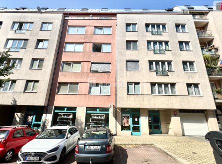 Pronájem bytu, 2+kk, 60 m²