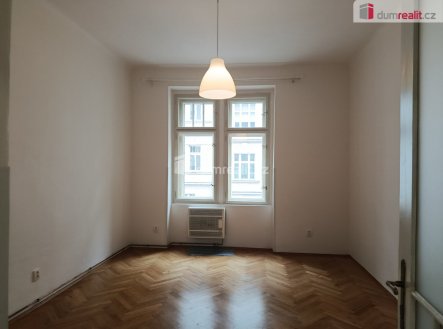 Pronájem bytu, 1+kk, 29 m²