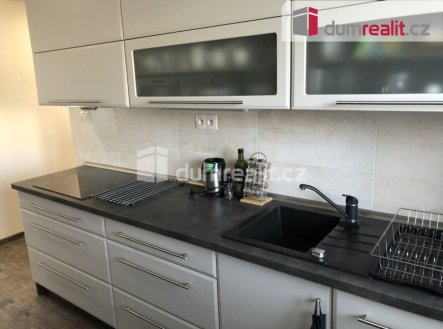 Pronájem bytu, 2+1, 60 m²