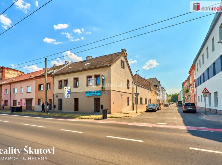 Prodej nájemního domu, 350 m²