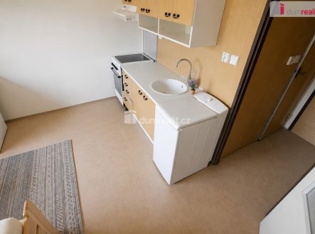 Pronájem bytu, 2+kk, 35 m²