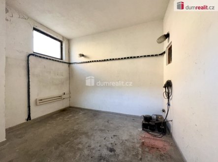 Pronájem skladu, 12 m²