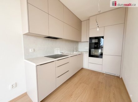 Pronájem bytu, 2+kk, 42 m²