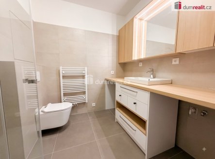Pronájem bytu, 2+kk, 42 m²