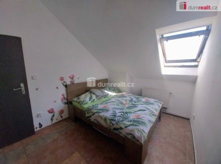 Pronájem bytu, 2+kk, 36 m²