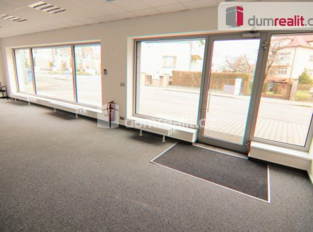 Pronájem obchodní prostory, 78 m²