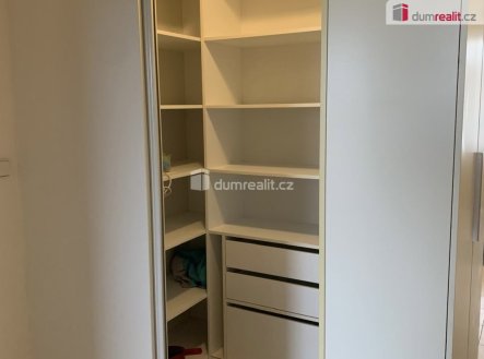 Pronájem bytu, 3+kk, 73 m²