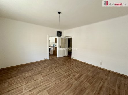 Pronájem bytu, 1+1, 44 m²