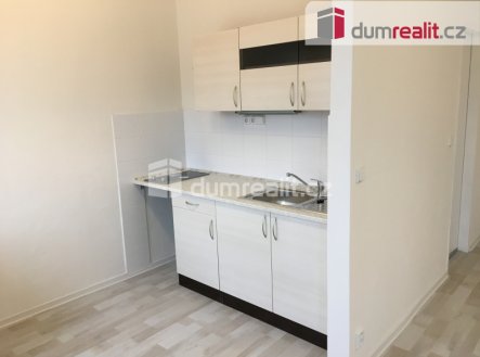 Pronájem bytu, 1+kk, 29 m² obrázek