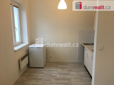 Pronájem bytu, 1+kk, 29 m²