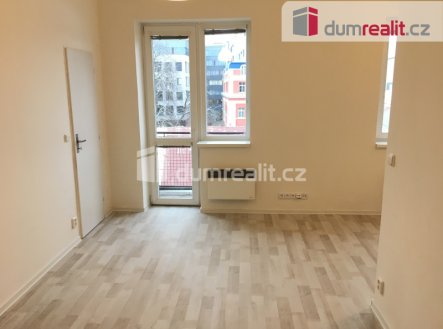 Pronájem bytu, 1+kk, 29 m²