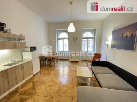 Pronájem bytu, 2+kk, 48 m²