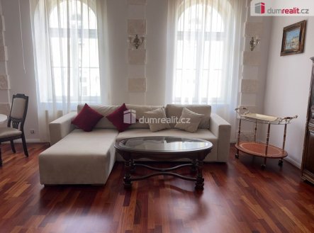 Pronájem bytu, 2+kk, 61 m²