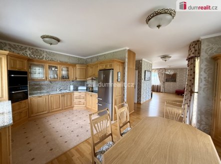 Prodej bytu, 3+kk, 161 m²