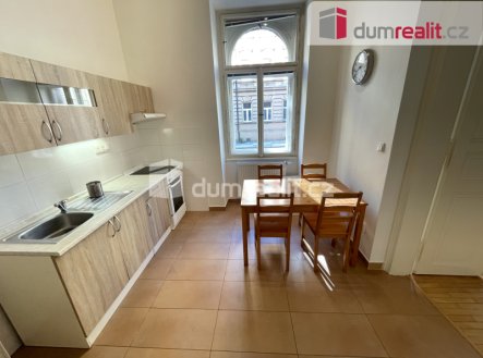 Pronájem bytu, 1+1, 43 m²