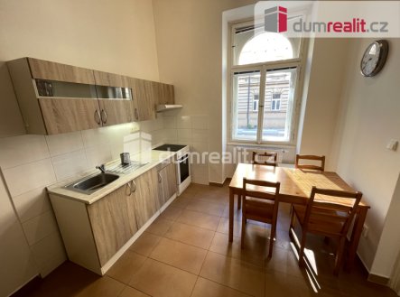 Pronájem bytu, 1+1, 43 m²
