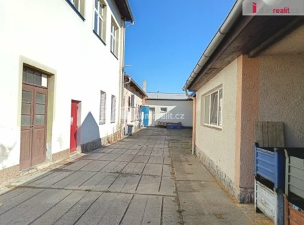 Pronájem komerčního objektu, výroba, 1 000 m²
