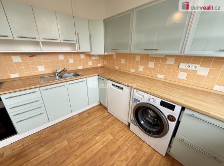 Pronájem bytu, 3+1, 66 m²