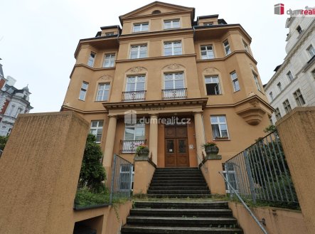 Pronájem bytu, 4+1, 130 m²
