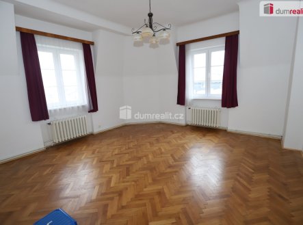 Pronájem bytu, 4+1, 130 m²