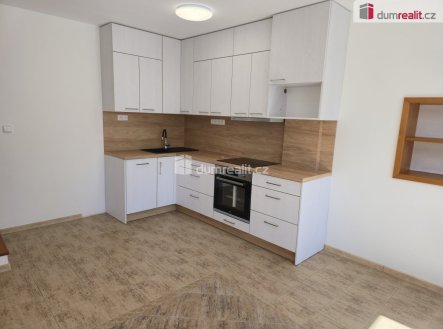 Pronájem bytu, 3+kk, 74 m²