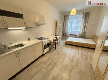 Pronájem bytu, 1+kk, 30 m²