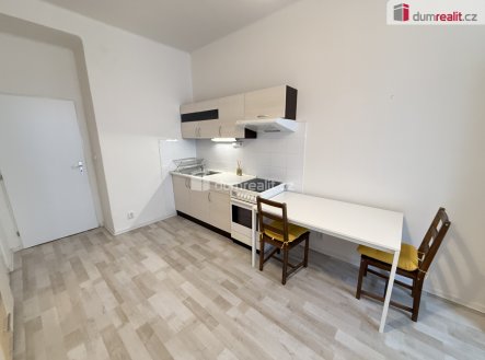 Pronájem bytu, 1+kk, 30 m²