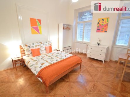Pronájem bytu, 2+kk, 42 m²