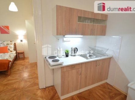 Pronájem bytu, 2+kk, 42 m²