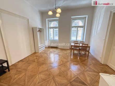 Pronájem bytu, 2+kk, 42 m²