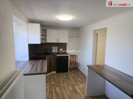Pronájem bytu, 3+1, 86 m²