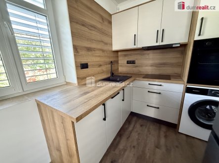 Pronájem bytu, 2+kk, 40 m²