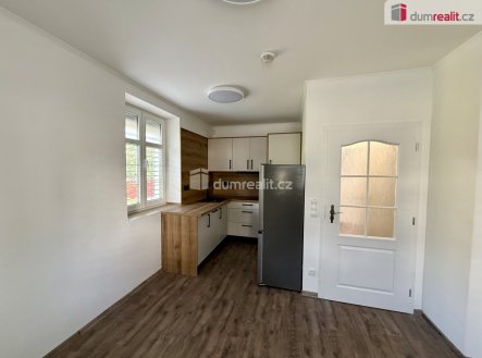 Pronájem bytu, 2+kk, 40 m²