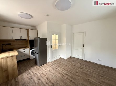 Pronájem bytu, 2+kk, 40 m²